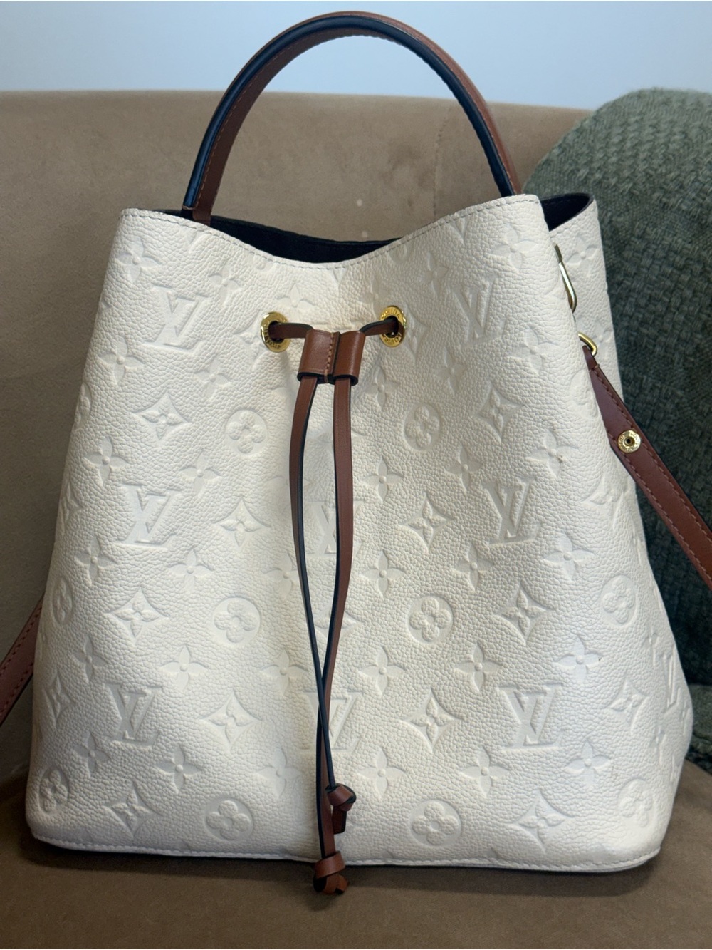 Louis Vuitton Cream Monogram Empreinte Drawstring Bucket Bag